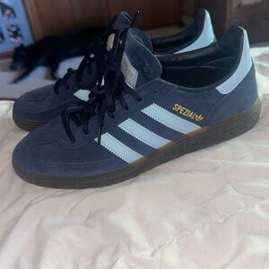 Navy gum Adidas Spezial size 7